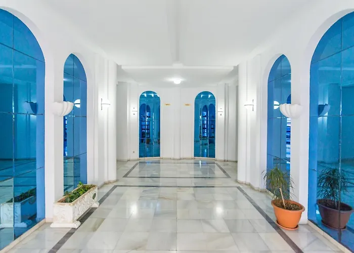 Virginia Beach & Private Terrace By Ele Apartments