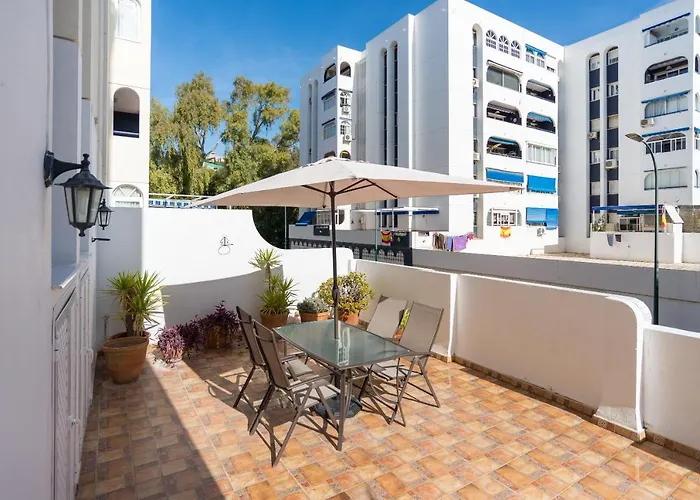 Virginia Beach & Private Terrace By Ele Apartments